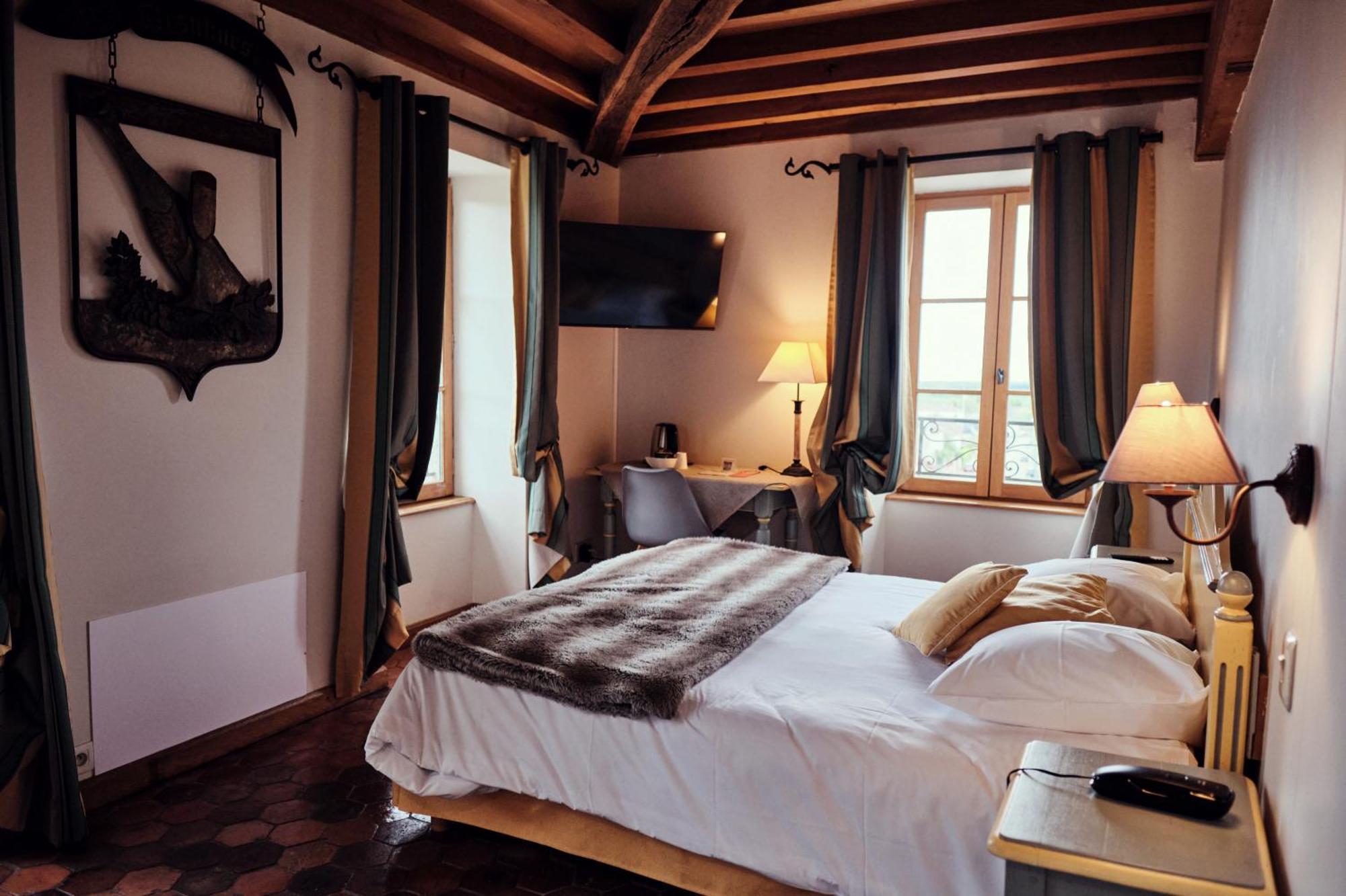 Hostellerie De La Tour D'Auxois Saulieu Dış mekan fotoğraf