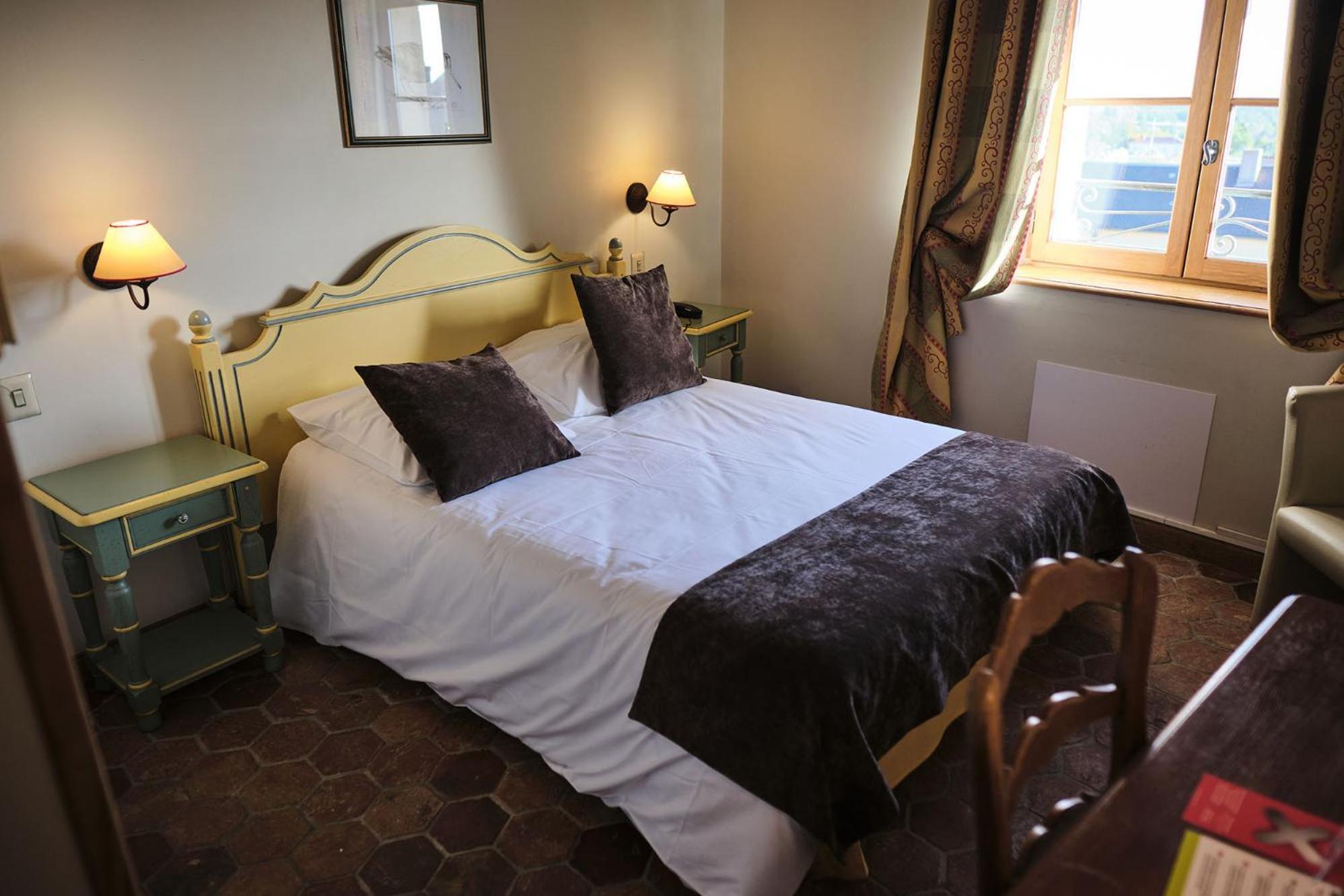 Hostellerie De La Tour D'Auxois Saulieu Dış mekan fotoğraf