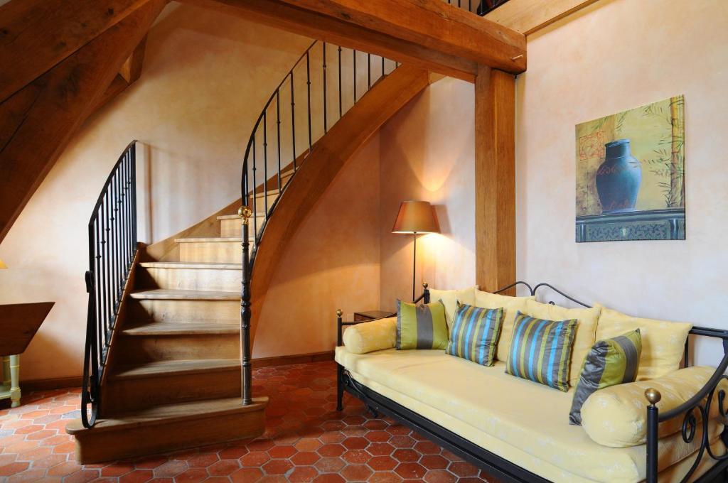 Hostellerie De La Tour D'Auxois Saulieu Dış mekan fotoğraf